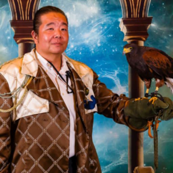 Toastmaster Tadao Tomomatsu