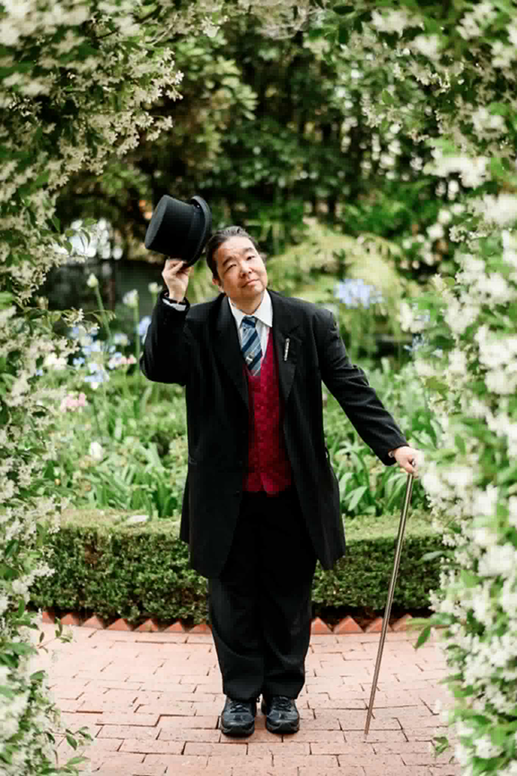 Toastmaster Tadao Tomomatsu